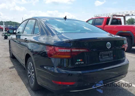 2019 Volkswagen Jetta 1.4T R-Line/1.4T S/1.4T Se z USA, uszkodzony, nr VIN 3VWC57BU7KM231790